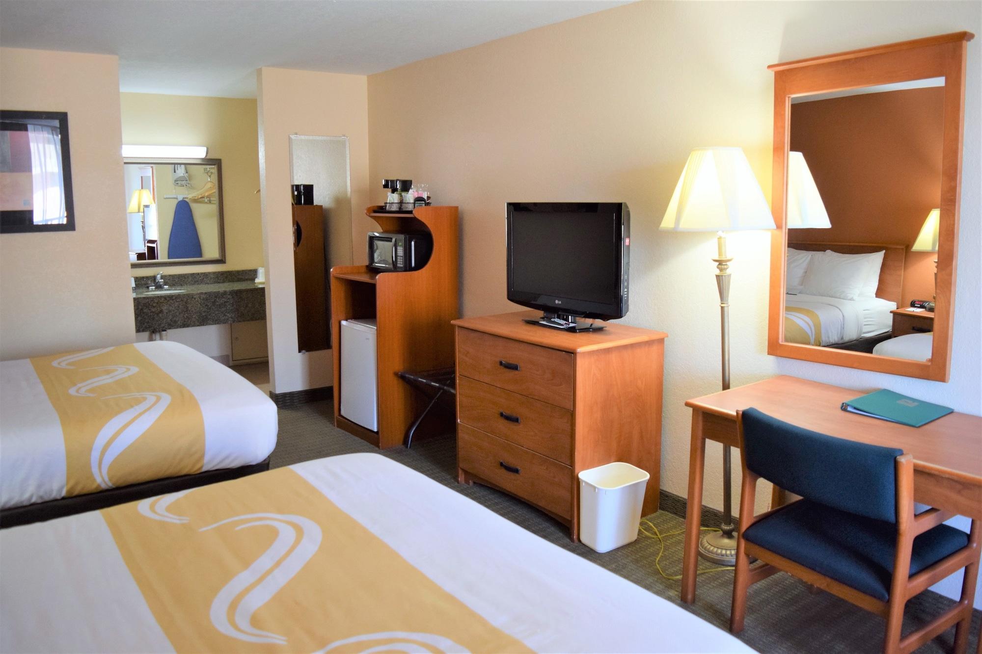 Quality Inn Kennedy Space Center Тайтусвилл Экстерьер фото
