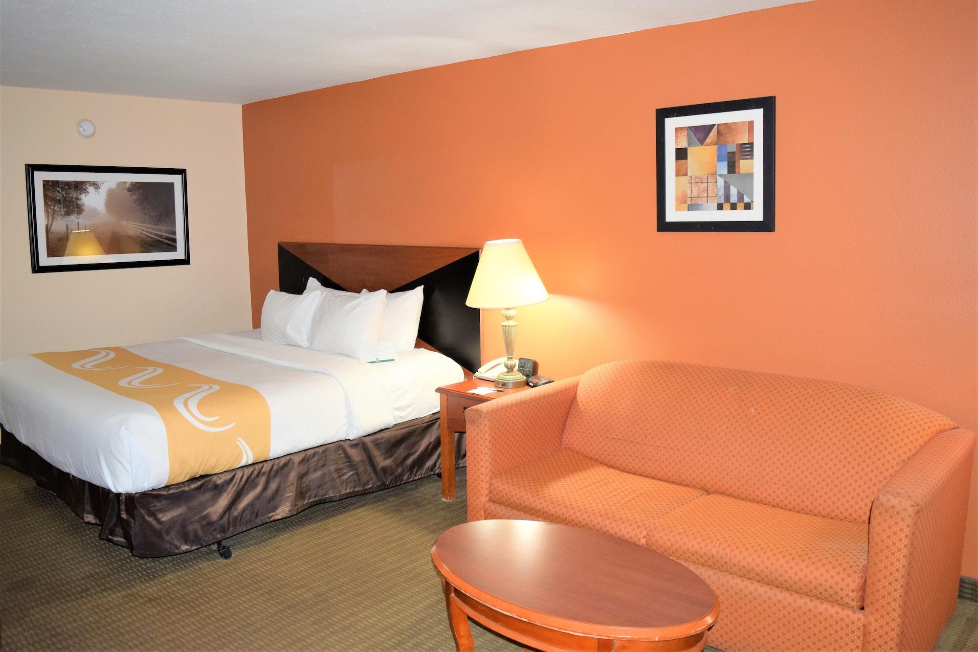 Quality Inn Kennedy Space Center Тайтусвилл Экстерьер фото