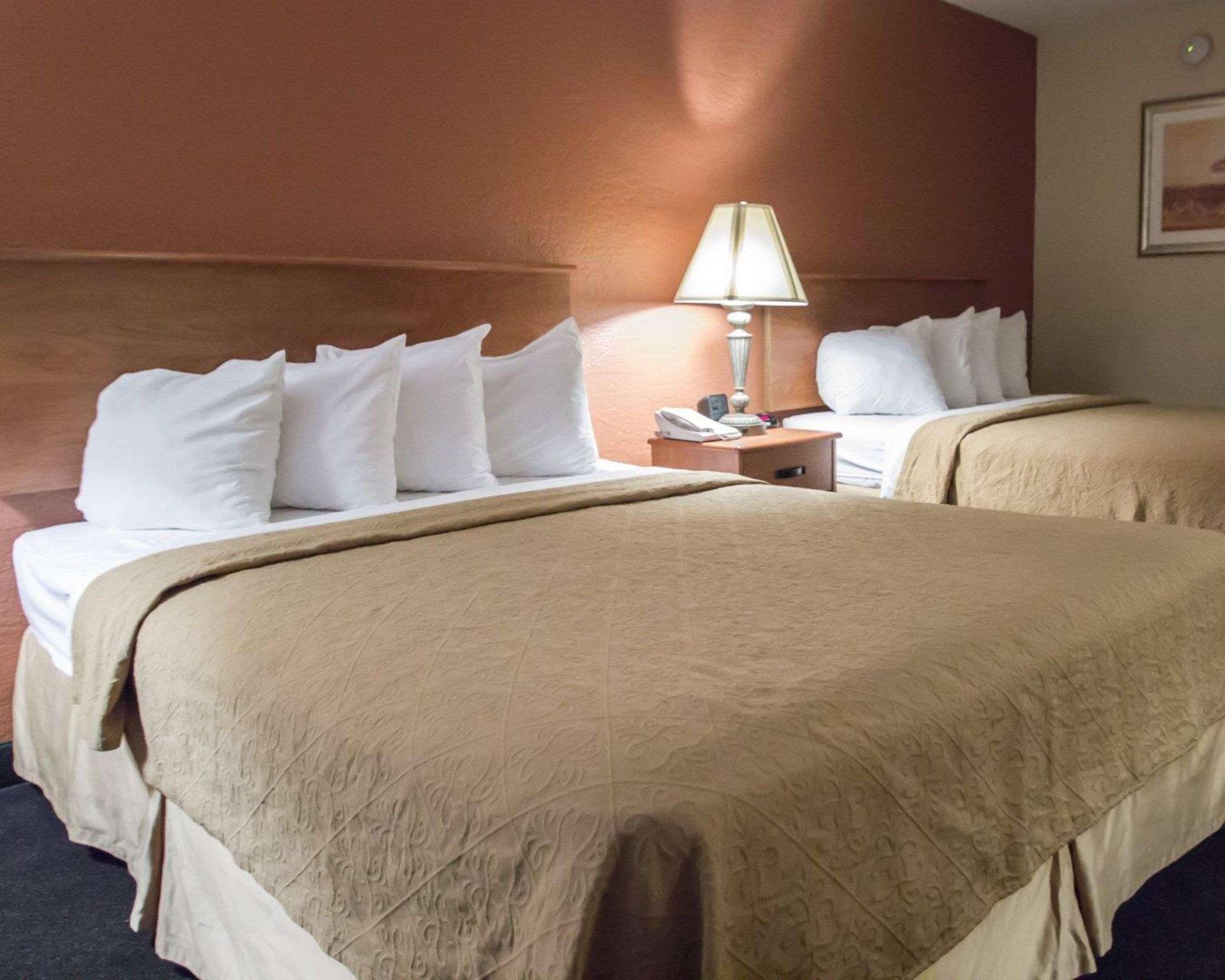 Quality Inn Kennedy Space Center Тайтусвилл Экстерьер фото