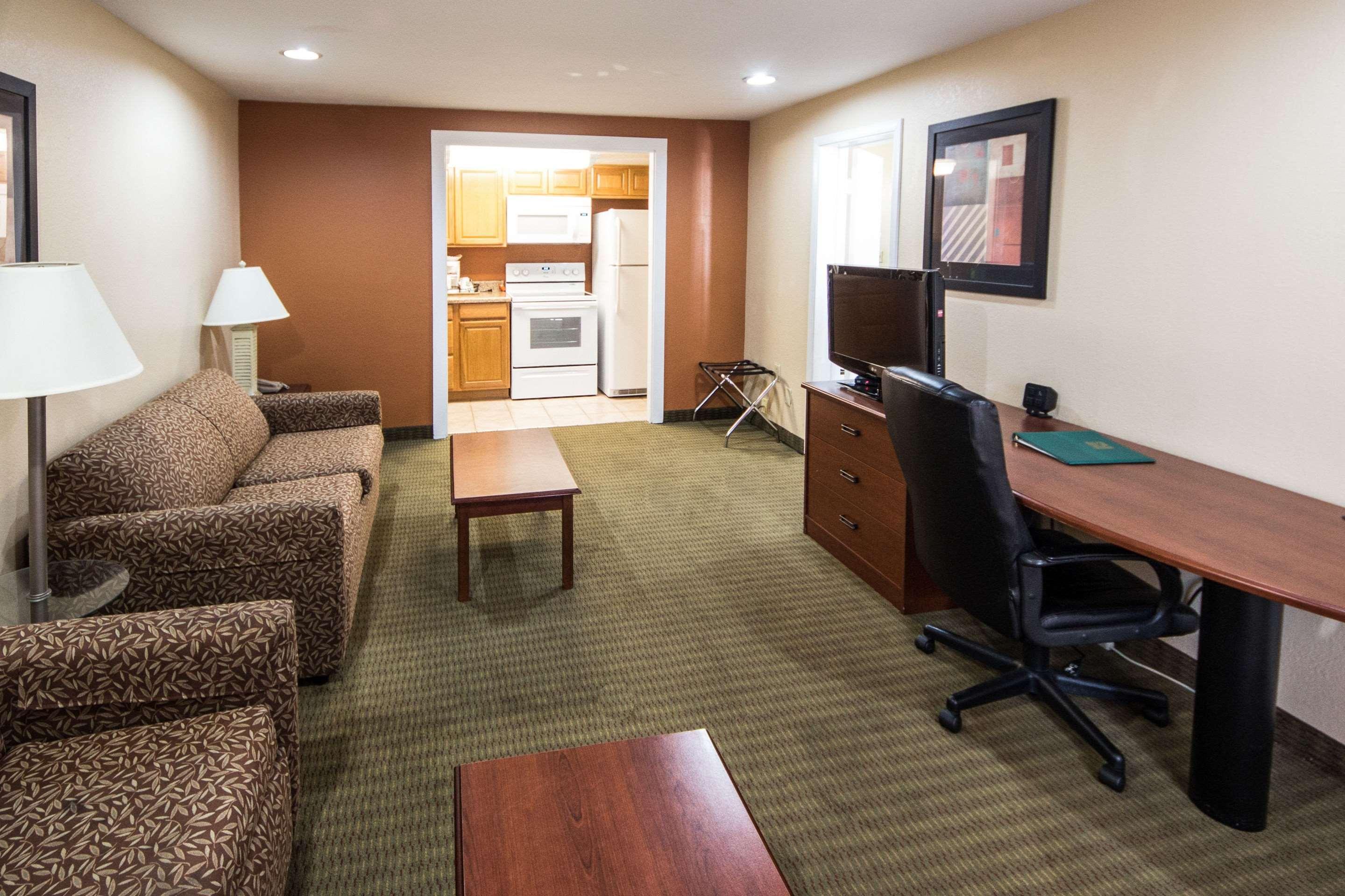 Quality Inn Kennedy Space Center Тайтусвилл Экстерьер фото